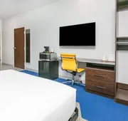 Microtel Inn & Suites by Wyndham Austin Airport hotel detail image 7