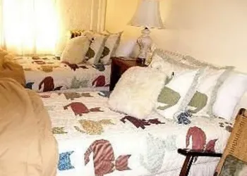 Elkhorn Inn & Theatre hotel thumbnail 3
