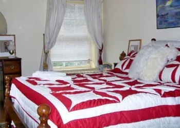 Elkhorn Inn & Theatre hotel thumbnail 4