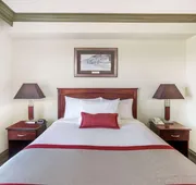 Ramada by Wyndham Hinton hotel detail image 7