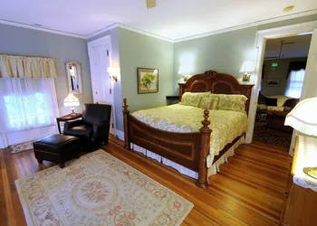 Oliver Inn Bed and Breakfast hotel thumbnail 4