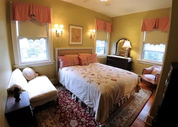 Oliver Inn Bed and Breakfast hotel thumbnail 8