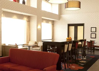 Hampton Inn & Suites by Hilton Lethbridge hotel thumbnail 8