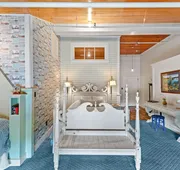 Mccloud Mercantile Hotel hotel detail image 7