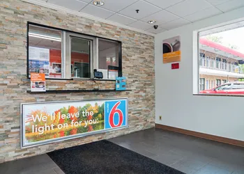 Motel 6 Elmsford, NY - White Plains hotel thumbnail 5