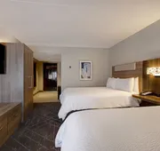 Holiday Inn Express & Suites Kansas City KU Medical Center by IHG hotel detail image 3