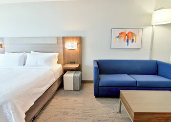 Holiday Inn Express & Suites Palm Coast I95 by IHG hotel thumbnail 3