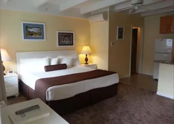 El Terado Terrace hotel thumbnail 6
