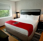 The University of Georgia Center for Continuing Education & Hotel hotel detail image 5