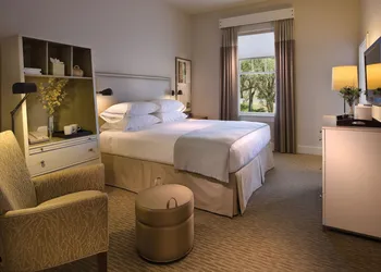 Hotel Parq Central hotel thumbnail 5