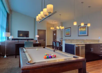 Holiday Inn Hotel & Suites Saskatoon Downtown by IHG hotel thumbnail 5