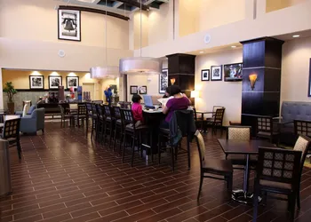 Hampton Inn & Suites Carlsbad hotel thumbnail 2