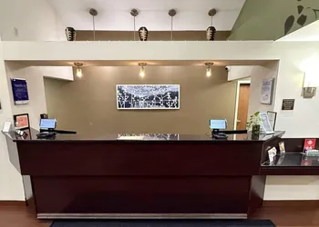 Sleep Inn & Suites Queensbury - Lake George hotel thumbnail 6