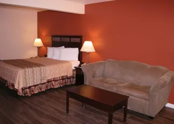 Valley Oaks Inn Woodland hotel thumbnail 4