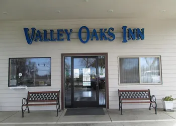 Valley Oaks Inn Woodland hotel thumbnail 7