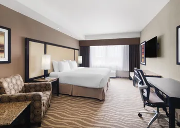 Best Western Premier Freeport Inn Calgary Airport hotel thumbnail 8