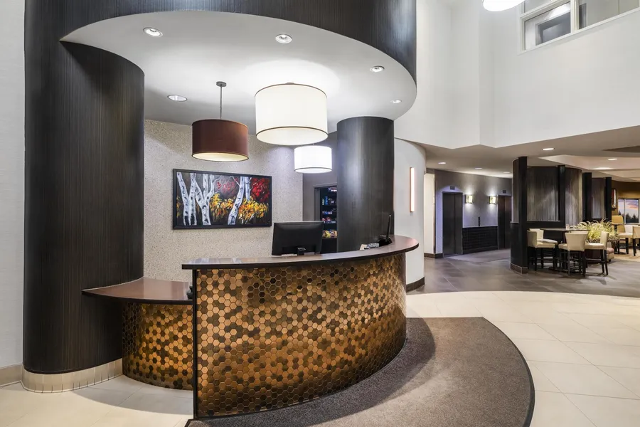 Best Western Premier Freeport Inn Calgary Airport hotel detail image 2