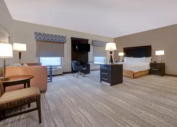Hampton Inn & Suites Tampa Northwest/Oldsmar hotel thumbnail 5