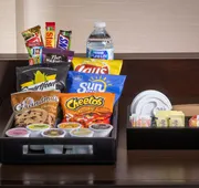 Hampton Inn & Suites Huntersville hotel detail image 5