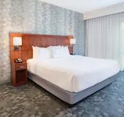 Courtyard by Marriott Pittsburgh Washington/Meadow Lands hotel detail image 5