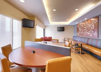 TownePlace Suites by Marriott Elko hotel thumbnail 3