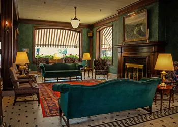 Penn Wells Historic Hotel hotel thumbnail 3
