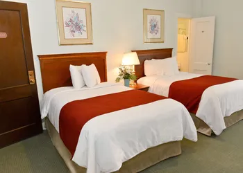 Penn Wells Historic Hotel hotel thumbnail 5