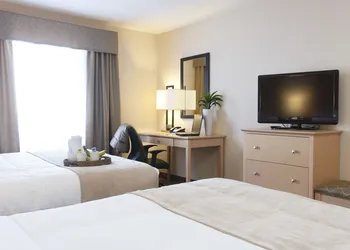 Vegreville Suites hotel thumbnail 6