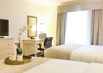 Vegreville Suites hotel thumbnail 8