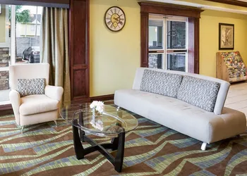 Comfort Suites Harvey - New Orleans West hotel thumbnail 5