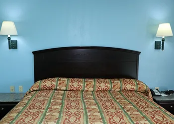Budget Inn hotel thumbnail 8