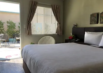 Bayfront Inn at the Waterfront hotel thumbnail 6