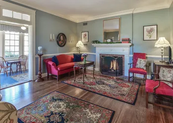 Cedars of Williamsburg Bed & Breakfast hotel thumbnail 2