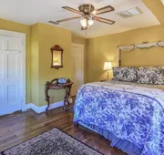 Cedars of Williamsburg Bed & Breakfast hotel detail image 3
