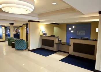 Holiday Inn Express Hotel & Suites Lansing-Dimondale by IHG hotel thumbnail 2