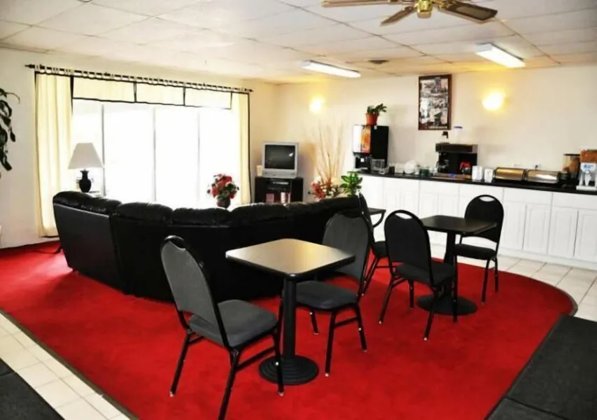 Red Carpet Motel hotel detail image 2