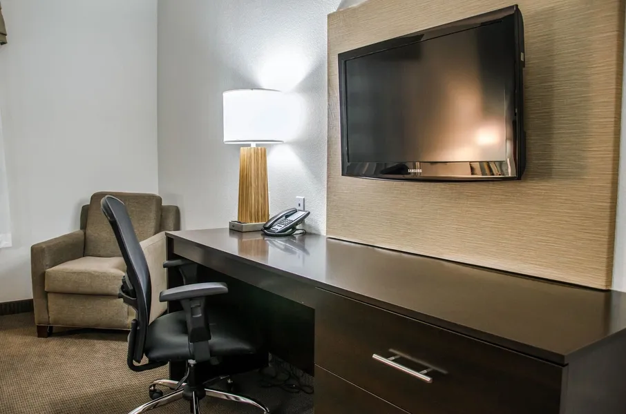 Sleep Inn & Suites Center hotel detail image 6