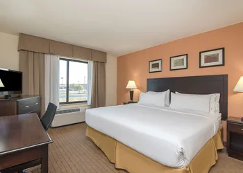 Holiday Inn Express & Suites Lafayette East by IHG hotel thumbnail 3
