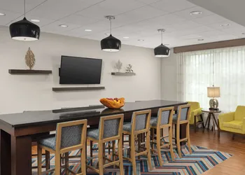 Hampton Inn Augusta hotel thumbnail 2