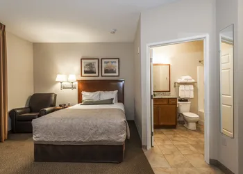 Candlewood Suites Burlington South by IHG hotel thumbnail 5