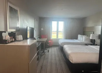 Country Inn & Suites by Radisson, Fort Worth, TX hotel thumbnail 8