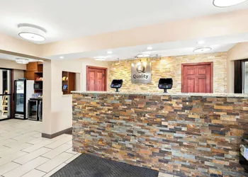 Quality Inn Middleburg Heights near Cleveland Airport hotel thumbnail 5