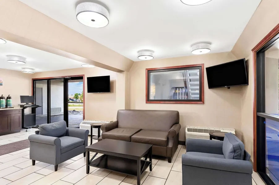 Quality Inn Middleburg Heights near Cleveland Airport hotel detail image 6