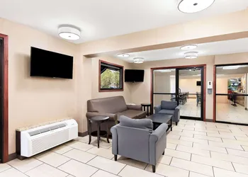 Quality Inn Middleburg Heights near Cleveland Airport hotel thumbnail 7