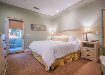 Su Nido Inn hotel thumbnail 3