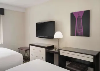 Best Western Premier Herald Square hotel thumbnail 7