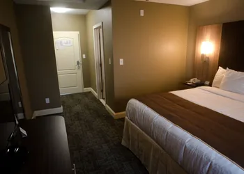 AAshram Hotel by Niagara River hotel thumbnail 6