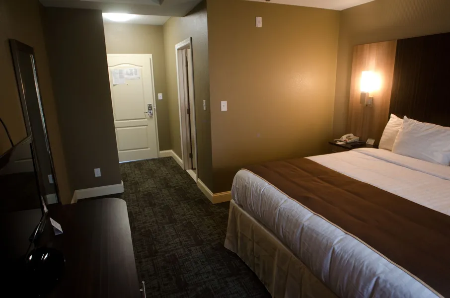 AAshram Hotel by Niagara River hotel detail image 6