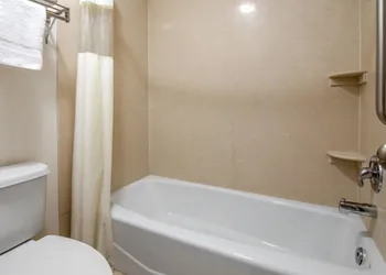 Rodeway Inn Adelanto US 395 hotel thumbnail 6