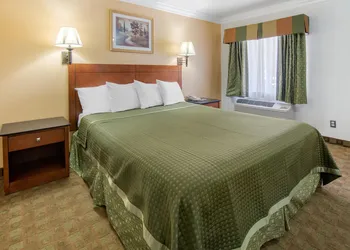 Rodeway Inn Adelanto US 395 hotel thumbnail 8